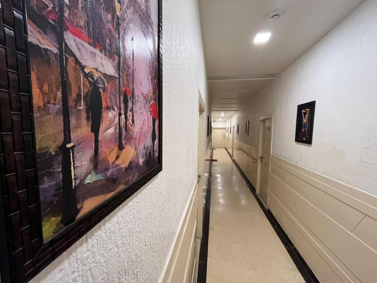 Hotel Sahib'S Red Carpet - Family & Corporate Hotel Chain Agra (Uttar Pradesh) Exterior foto