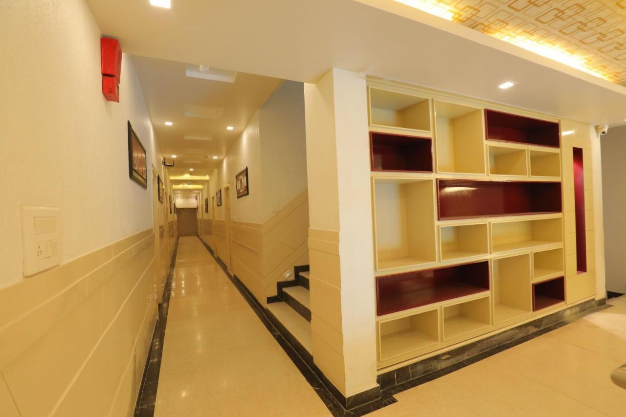 Hotel Sahib'S Red Carpet - Family & Corporate Hotel Chain Agra (Uttar Pradesh) Exterior foto